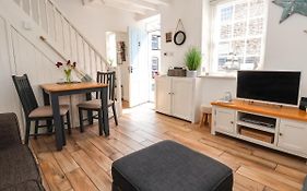 Sandy Shell Cottage